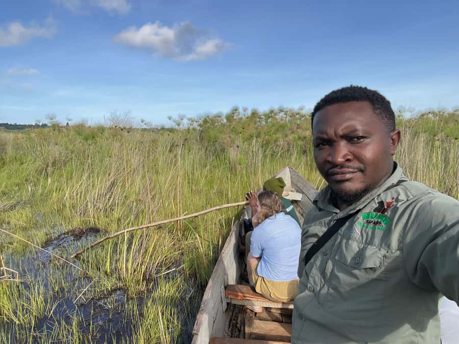 1-Day Mabamba Shoebill Birding Tour in Lake Victoria Entebbe - The shoebill sighting: what to expect