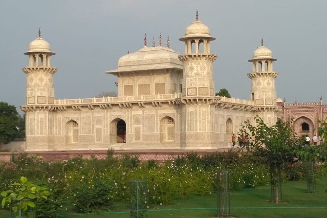 2 Days Agra Tour From Delhi with Fatehpur Sikri & bird Sanctuary - Lunch at Ganpati Resort