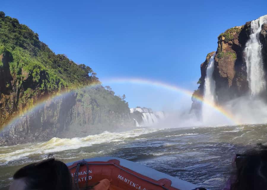 Adventure at Iguazu Falls: Safari, Bird Park, and Waterfalls - Bird Park and its free-flying birds
