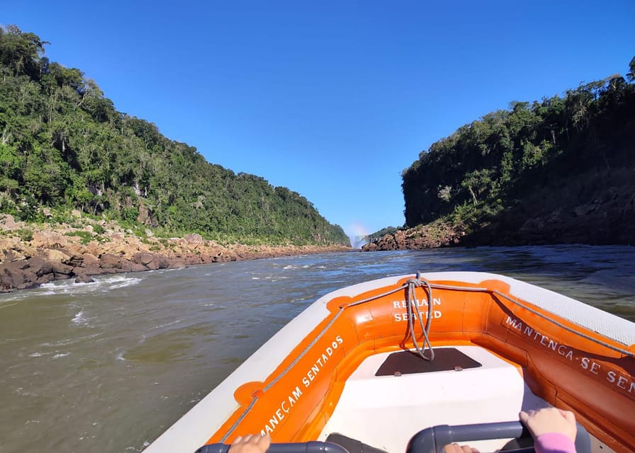 Adventure at Iguazu Falls: Safari, Bird Park, and Waterfalls - What the guide adds to the day