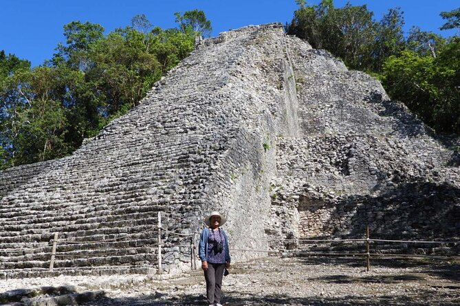 Birds of the Mayan World 3 - Working with Jose on your target species