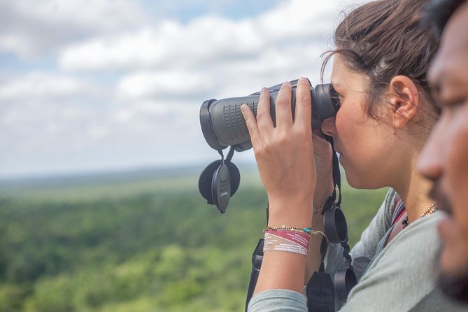 Birdwatching at The Mayan Cities with certified guide - Dzibanche and Kinichna: ruins with a natural setting