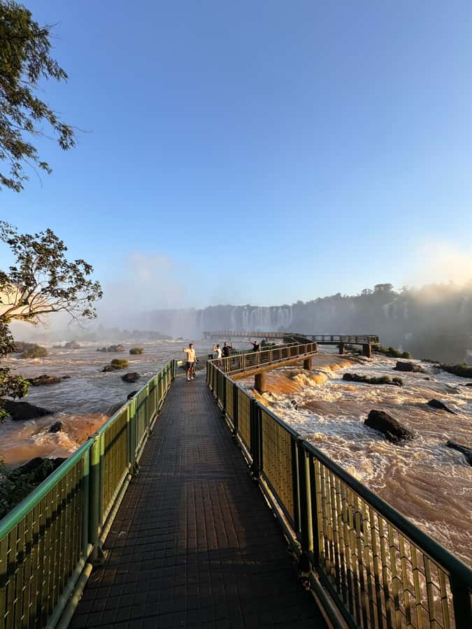 Brazilian Iguassu Falls,Bird park Boat Safari all tickets - Key points at a glance