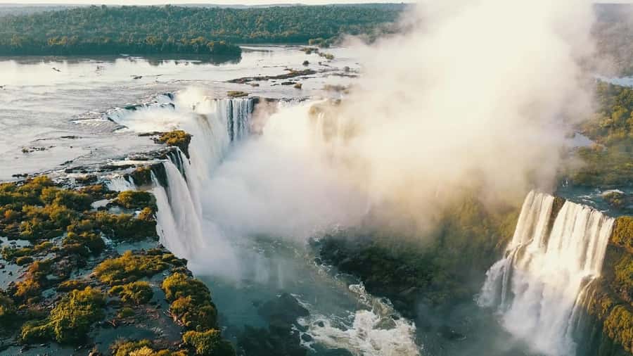 Brazilian Iguassu Falls,Bird park Boat Safari all tickets - Timing, pickup, and the border question