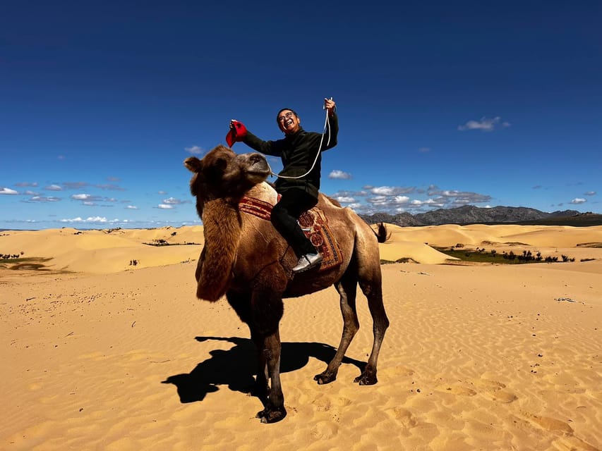 Camel Trails and Bird Tales: Discovering Elsen Tasarkhai - A lake and bird watching after the sand