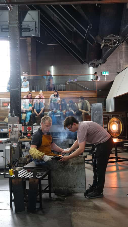 Canberra Glassblowing Experience: Make Your Own Bird - Key points at a glance