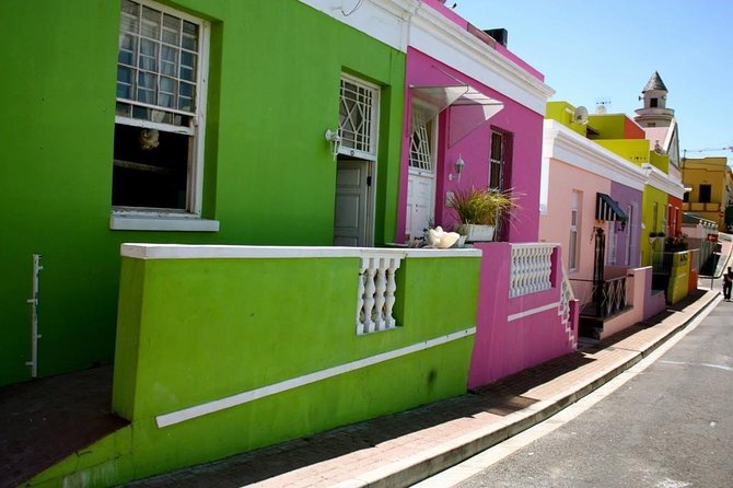 Cape of Good Hope & Penguins Full Day Tour From (The Mother City) Cape Town. - The Cape of Good Hope sign and the old lighthouse