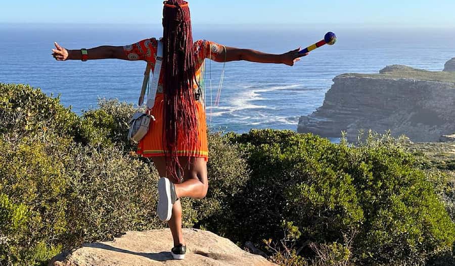 Cape of Good Hope Penguins Seals & Chapmans Peak Shared Tour - Simon’s Town, Kalk Bay, and St James finish the route