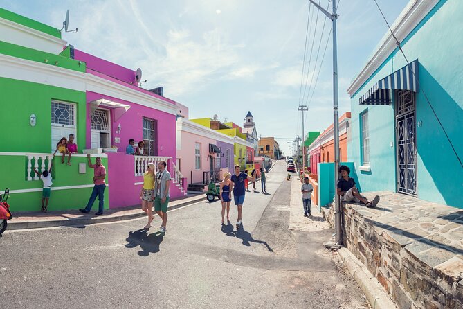 Cape of Good Hope, Table Mountain & Penguins Private Tour from Cape Town - Bo-Kaap: a quick introduction to Cape Town
