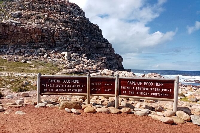 Cape Point, Penguins & Wine Tasting In Constantia Full Day Tour - Bo-Kaap’s bright start