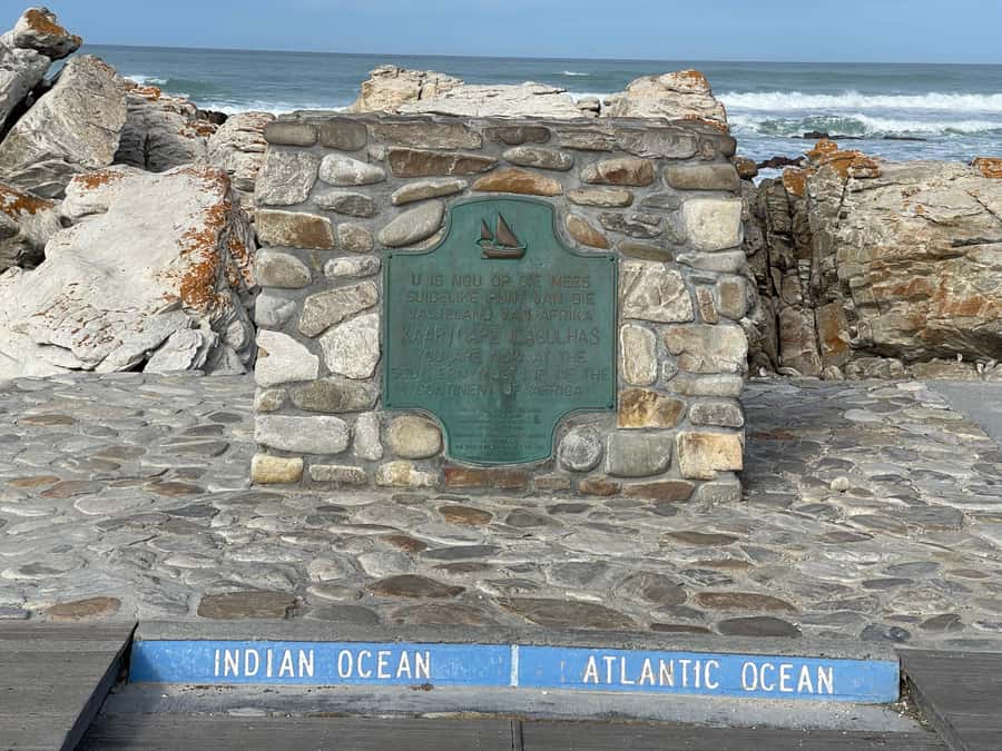 Cape Town: Cape Agulhas and Stony Point Penguin Tour - Why Cape Agulhas is worth the long road from Cape Town
