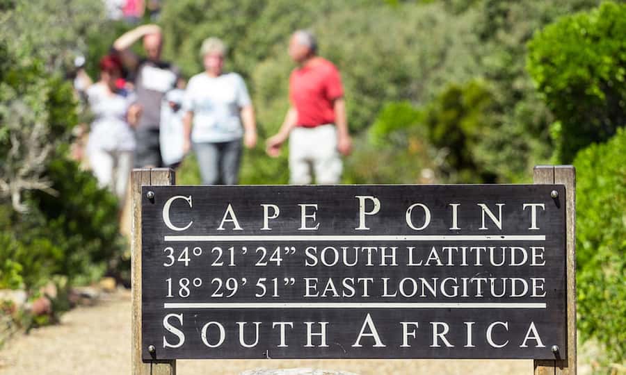 Cape Town: CAPE OF GOOD HOPE AND PENGUINS PRIVATE FULL DAY. - Bo-Kaap and the story behind the color