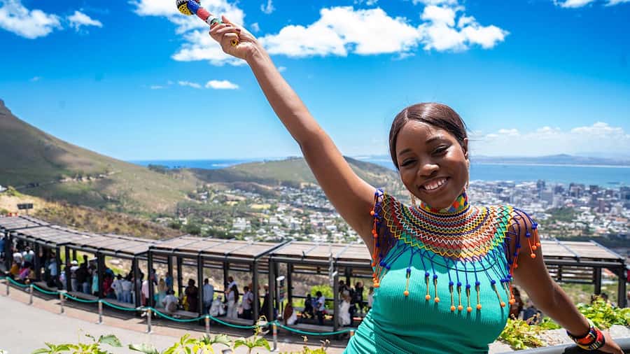 Cape Town: Table Mountain, Penguins & Cape Point Shared Tour - One full day from Bo-Kaap to the Cape Peninsula
