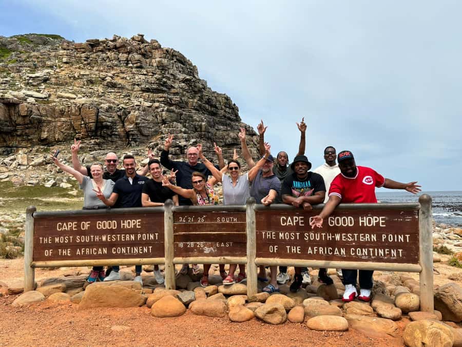 Cape Town: Table MT, Cape Point & Penguins Instagram Tour - Boulders Beach and the African penguins