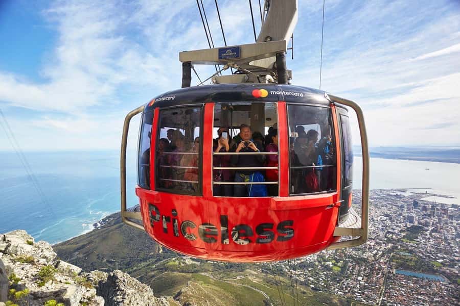 Cape Town Tour: Table Mountain, Penguins & Cape Point+Pickup - Simon’s Town is your practical lunch break