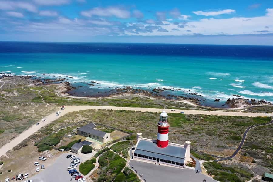 From Cape Town: Cape Agulhas, Penguins, Wine Tasting Tour - Should you book it?