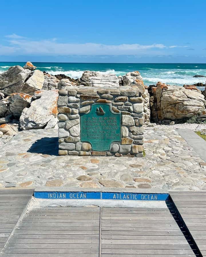 From Cape Town: Cape Agulhas, Penguins, Wine Tasting Tour - Hemel-en-Aarde adds a 50-minute wine stop