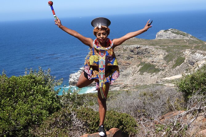 From Cape Town: Table Mountain, Cape of Good Hope & Penguins including Park Fees - Cape Town center and the painted houses of Bo-Kaap