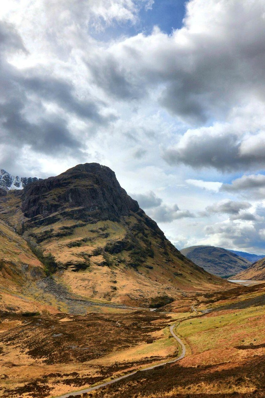 From Edinburgh: 4-Day Mull, Iona, Staffa & Puffin Isles tour - Tobermory gives you a proper island base