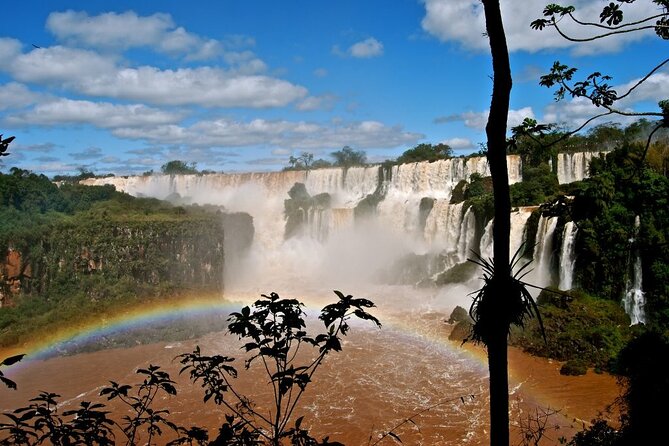 Full Tour to Brazilian Falls + Bird Park ! - Border crossings can shape the whole day