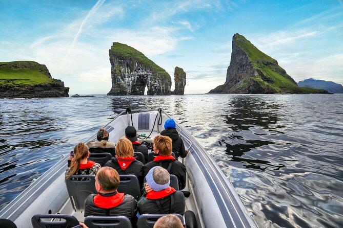Guided Puffin Safari Boat Tour - Leaving Sørvágur for Bøur