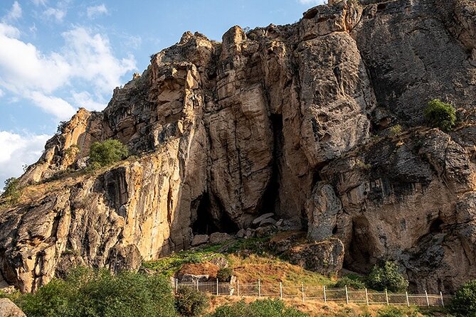 Khor Virap, Noravank & Birds' Cave Day Trip with Wine Tasting - Lunch: useful, but check what is offered