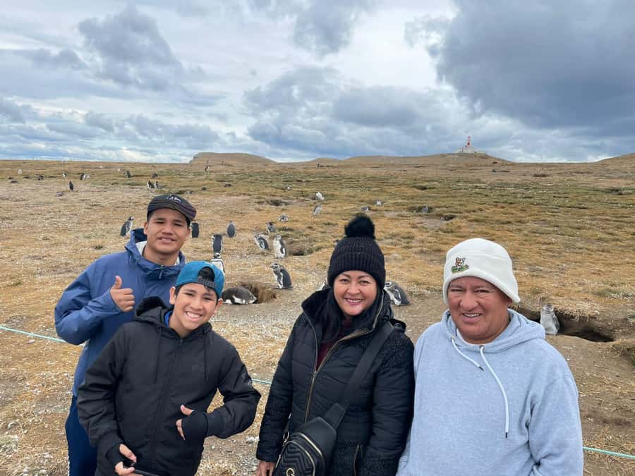 Magdalena Island: Walk with the penguins - Returning across the Strait