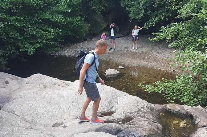 Over Water and Bird Songs - Following water through the Mediterranean forest