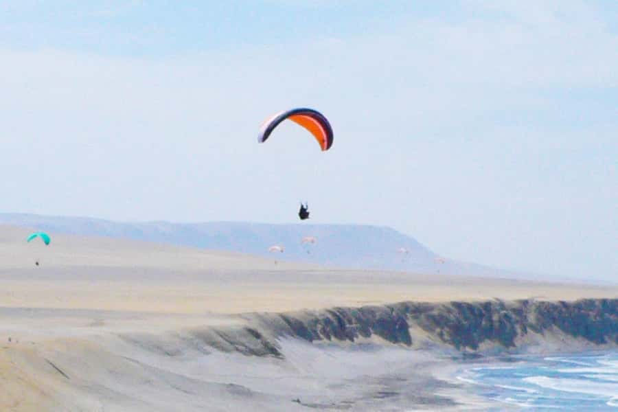 Paracas : Paragliding - Fly Like a Bird - What the flight itself feels like