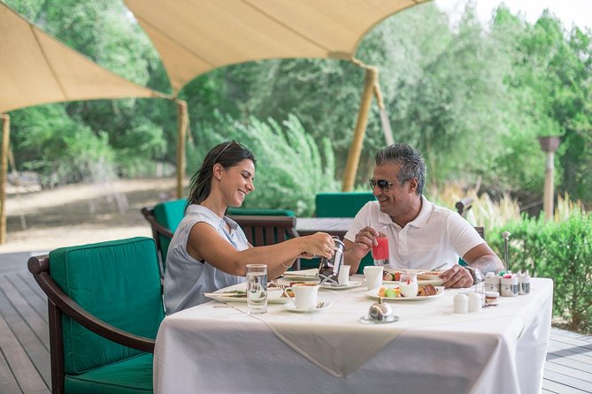 Private Falconry Experience and Nature Desert Safari in Dubai - Breakfast at Al Maha Desert Resort