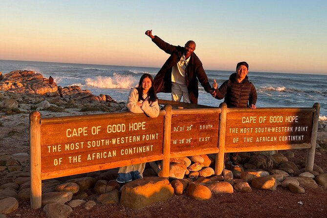 Private Guided Tour to Table Mountain and Cape Point with Penguin - Chapman’s Peak turns the road into an attraction