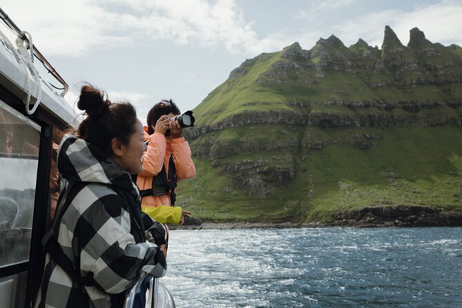 Puffin Safari Boat Tour - Skarðsáfossur offers a quieter waterfall stop
