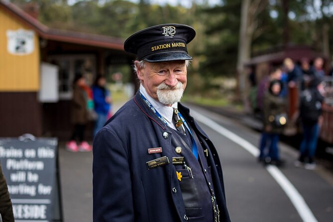 Puffing Billy Tour and Penguin Parade from Melbourne - The midday break in Melbourne