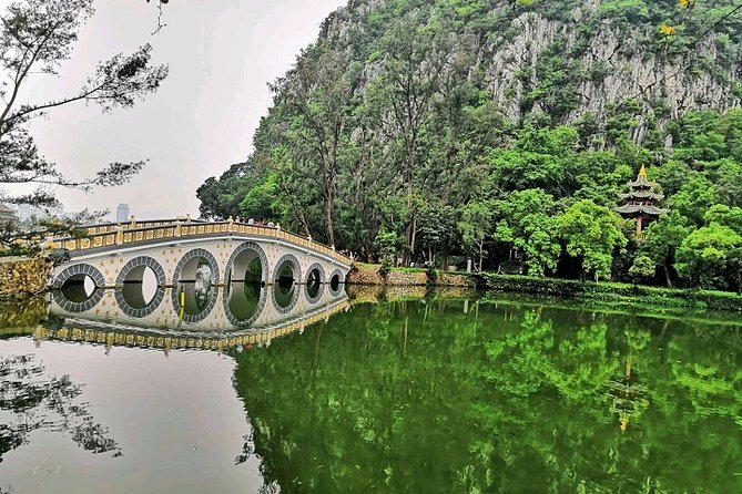 Seven Star Crags Karst Cave Mirror Lake Bird Islands Private Tour - The 1.5-hour drive from Guangzhou