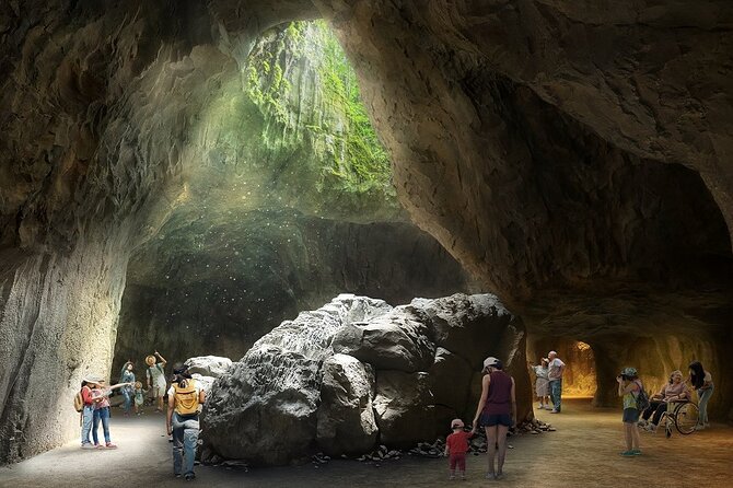 Singapore 3 Park Explorer Pass: Zoo, River Wonders, Bird Paradise - Can you visit all three parks in one day?