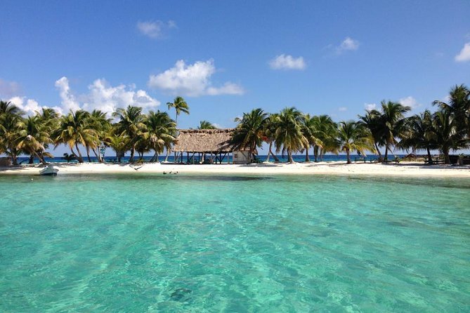 Snorkel and Island Experience at Laughing Bird Caye National Park - The 30 to 40 minute ride across the water