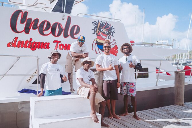 Snorkel - Lobster Lunch Cruise to Bird Island and Paradise Reef - What the crew adds to the day
