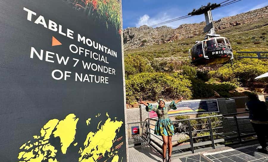 Table Mountain, Boulder's Penguins & Cape Point Private Tour - Bo-Kaap: color, community and a quick introduction