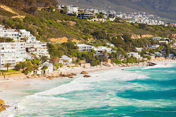 Table Mountain, Cape Point & Penguin Beach ENTRANCE INCLUDED - Starting in Cape Town with a private pickup