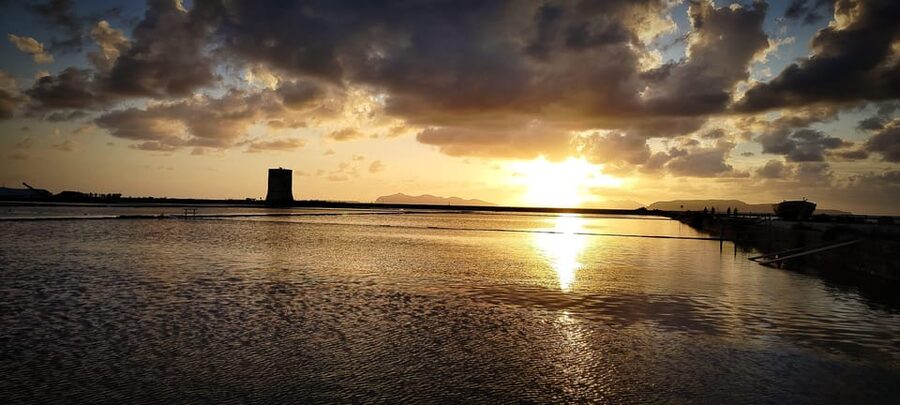 Trapani: Salt Pans Sunset Tour and Flamingo Way - The first salt pans and the search for birds