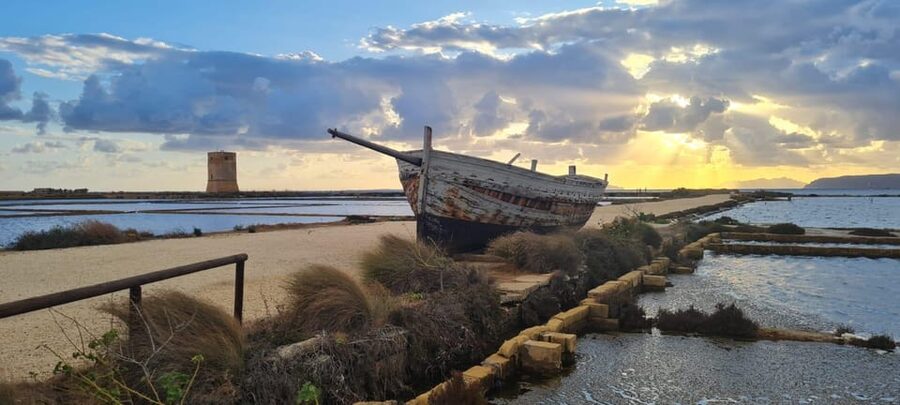 Trapani: Salt Pans Sunset Tour and Flamingo Way - Who will enjoy this Trapani evening?