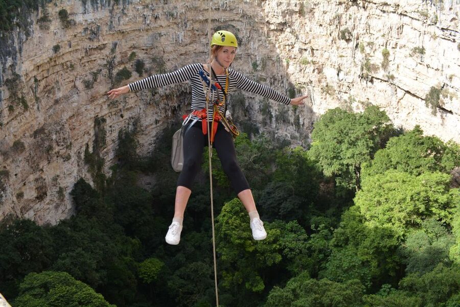 Tuxtla Gutiérrez: Sinkhole of Parrots Full-Day Rappel - The rappel: dramatic, controlled, and not a casual photo stop